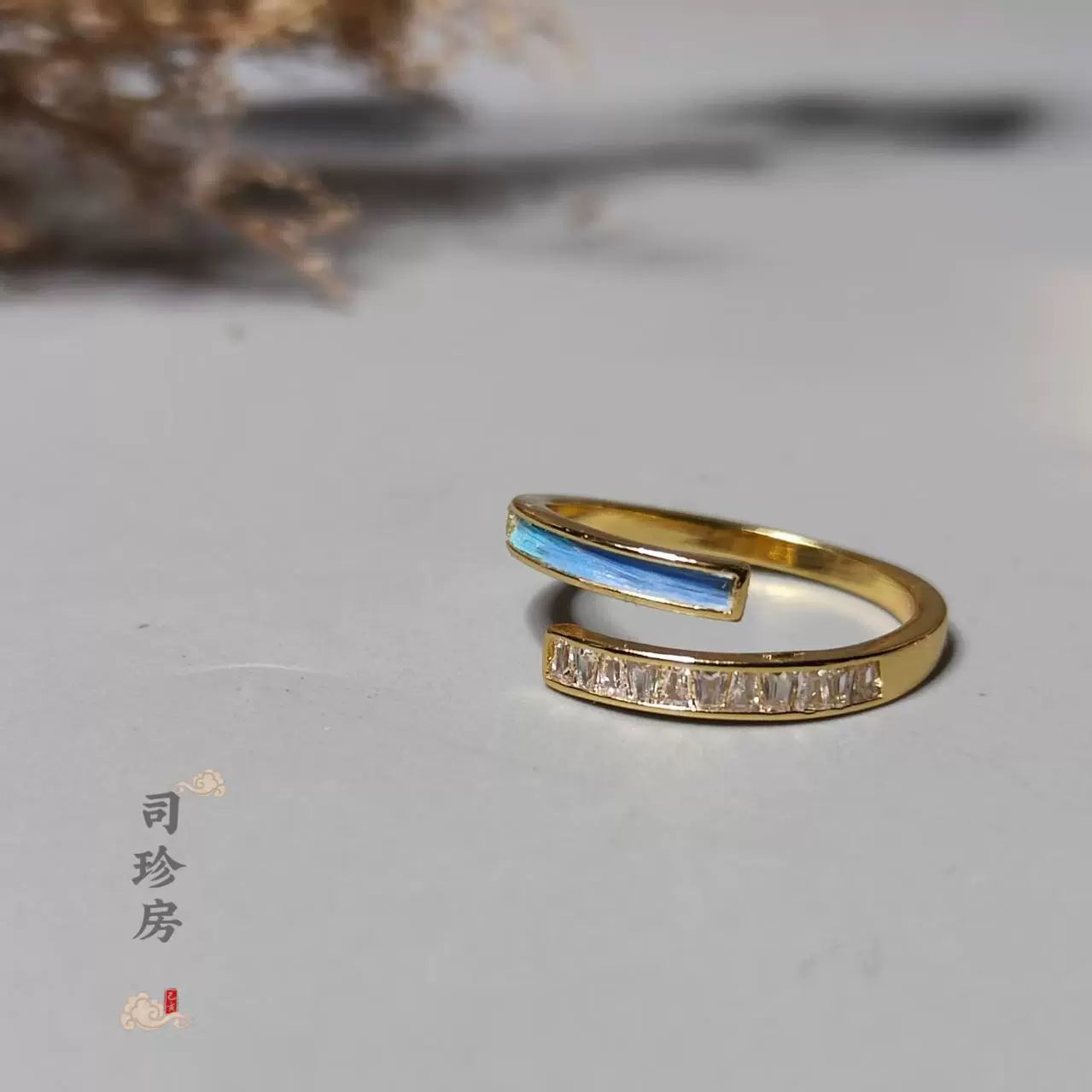 Handmade Parrot Feather Ring | Daily Hanfu Accessories