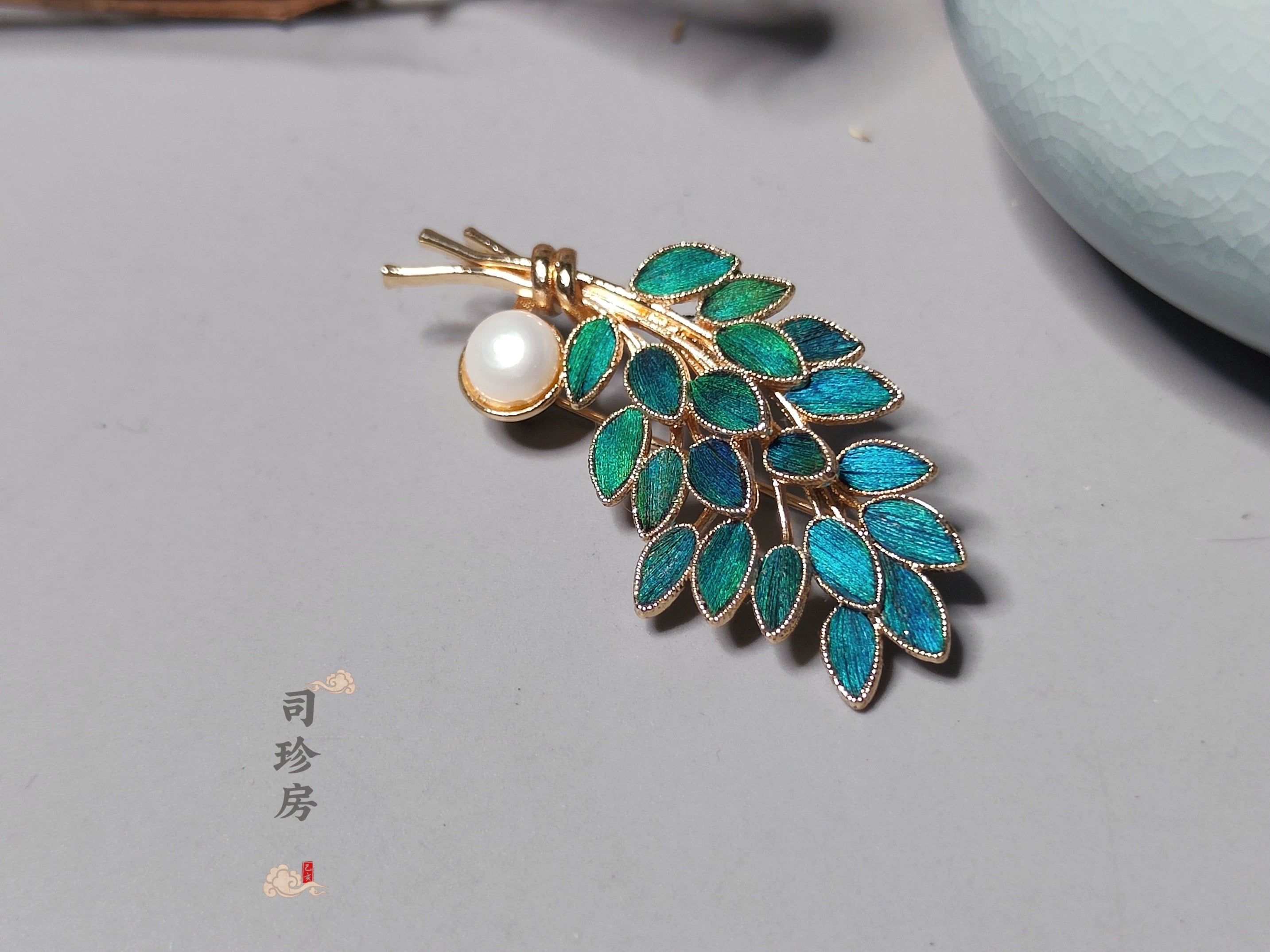 Handmade Peacock Feather Brooch